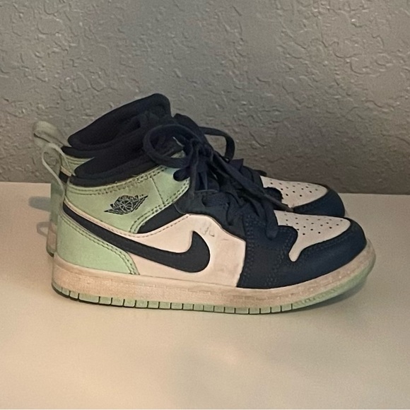 Jordan Other - Nike Air Jordan 1 Mid Blue Mint
Used good condition 
Size 10 youth